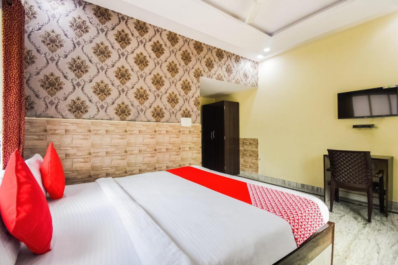 Hotel O The Olive Near City Centre Salt Lake コルカタ エクステリア 写真
